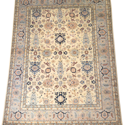 TRANSITIONAL HERITAGE HAND-KNOTTED RUG
