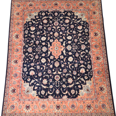 TRADITIONAL ISPHAN HAND-KNOTTED RUG