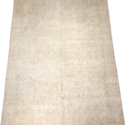 VINTAGE HAND-KNOTTED RUG