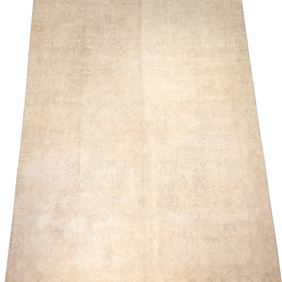 VINTAGE HAND-KNOTTED RUG